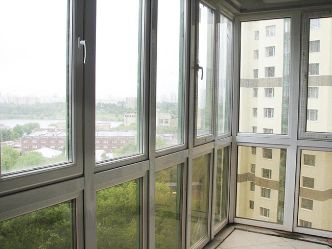 Ремонт застекленных балконов и лоджий в Черноголовка и области Черноголовка