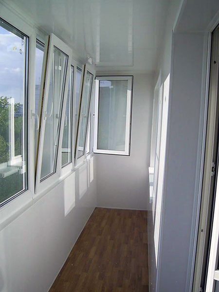 Тёплое и холодное распашное остекление балконов алюминиевым профилем Черноголовка
