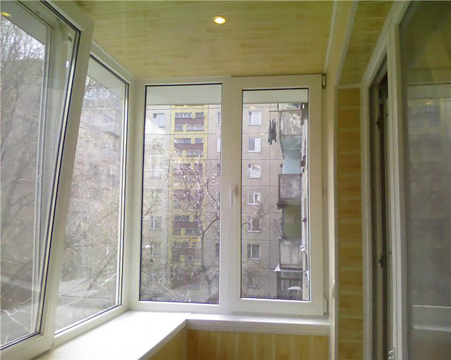 Остекление балкона в панельном доме по цене от производителя Черноголовка