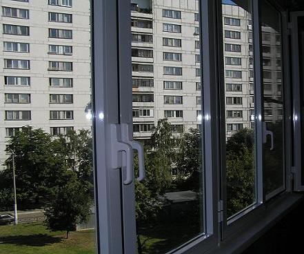 установка пластиковых окон на балконе Черноголовка